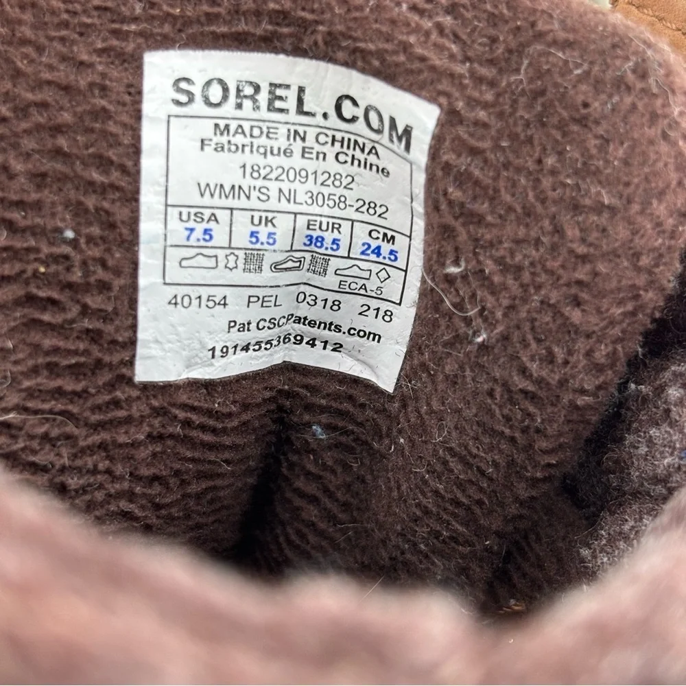 Sorel Tan and Black Lace-Up Boots